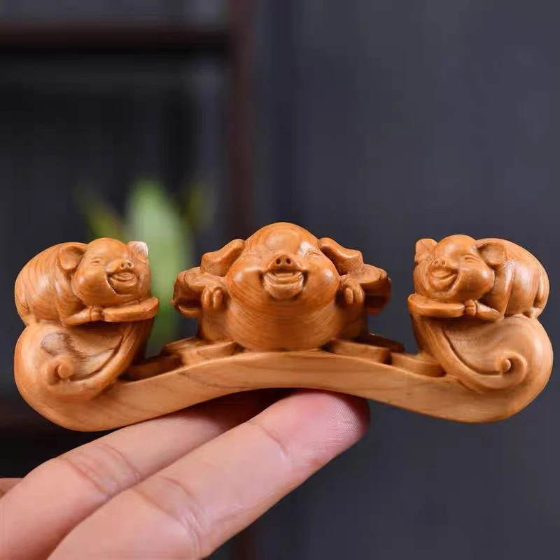 崖柏木雕手把件诸事顺利小摆件小猪摆件桌面小饰品动物雕刻件
