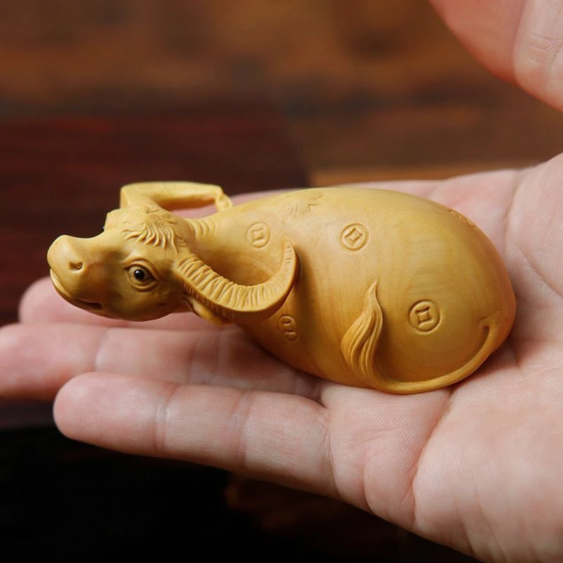 小叶黄杨木雕牛扭转乾坤手把玩件招财牛气冲天小摆件生肖手工艺品