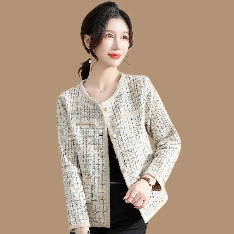 新款中年妈妈短款外套今年秋冬休闲洋气女装减龄无领小香风上衣服