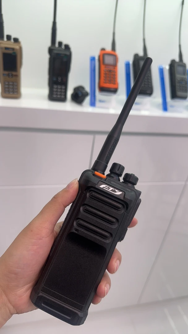 GT-10对讲机，户外，工地等使用