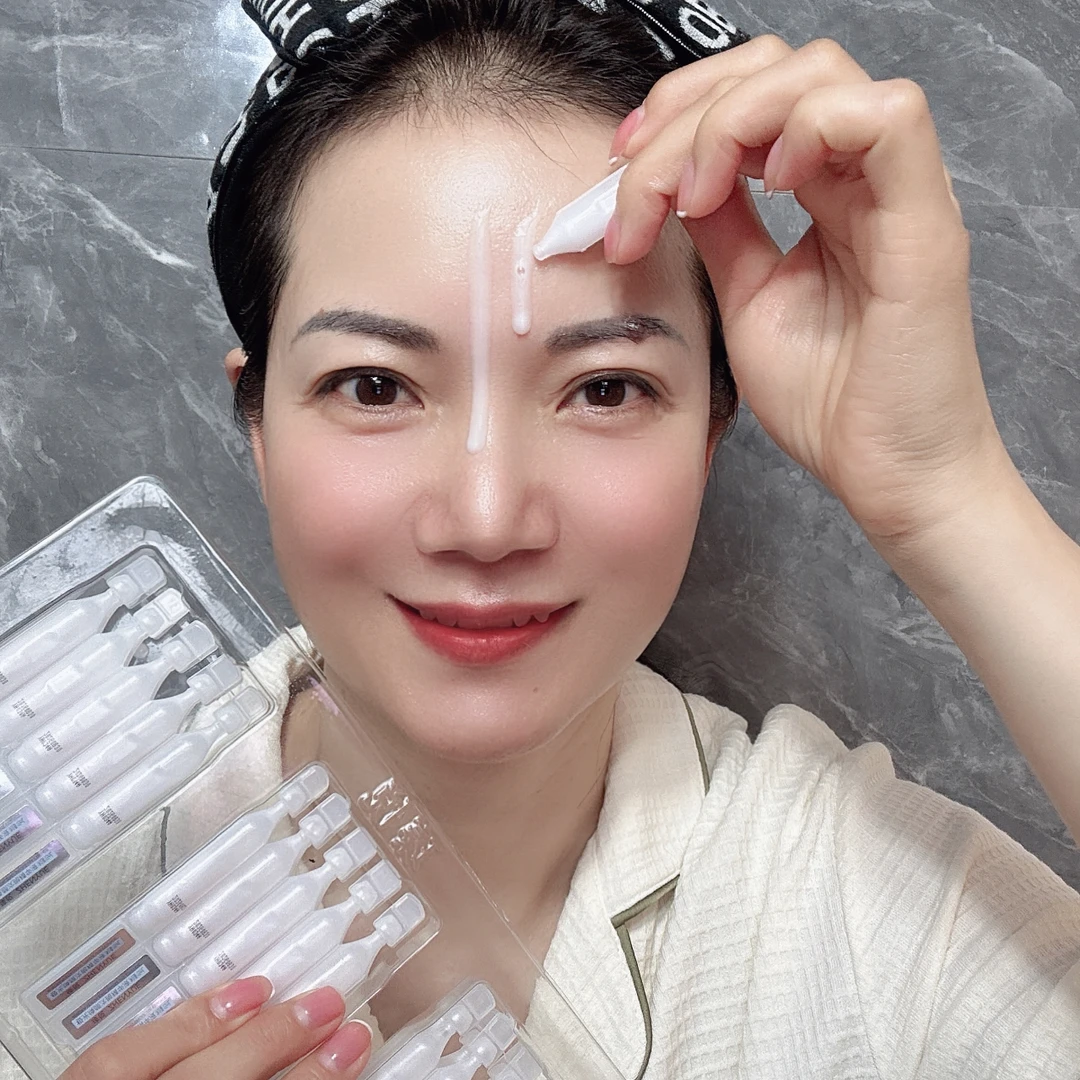 (新品)瑧悦极光焕颜次抛精华液