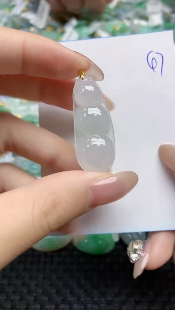 【闪购商品】翡翠颈饰18K金镶嵌天然翡翠A货