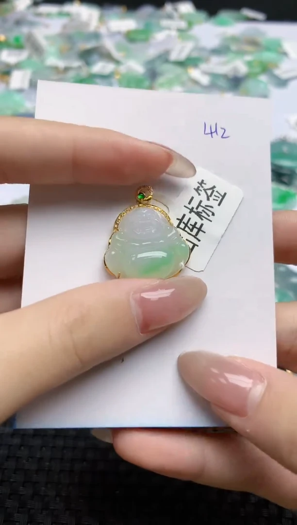 【闪购商品】翡翠颈饰18K金镶嵌天然翡翠A货，