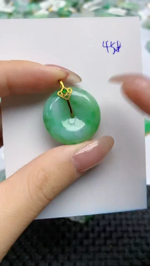 【闪购商品】翡翠颈饰18K金镶嵌天然翡翠A货，