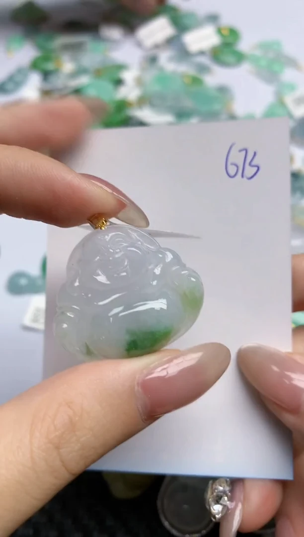【闪购商品】翡翠颈饰18K金镶嵌天然翡翠A货,