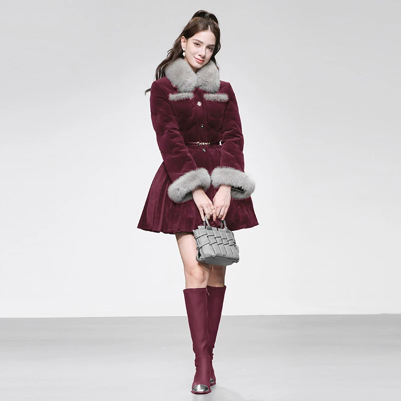 妮-冬季都市小香风合身收腰短款狐狸毛羽绒服千金玛德琳GC34727F