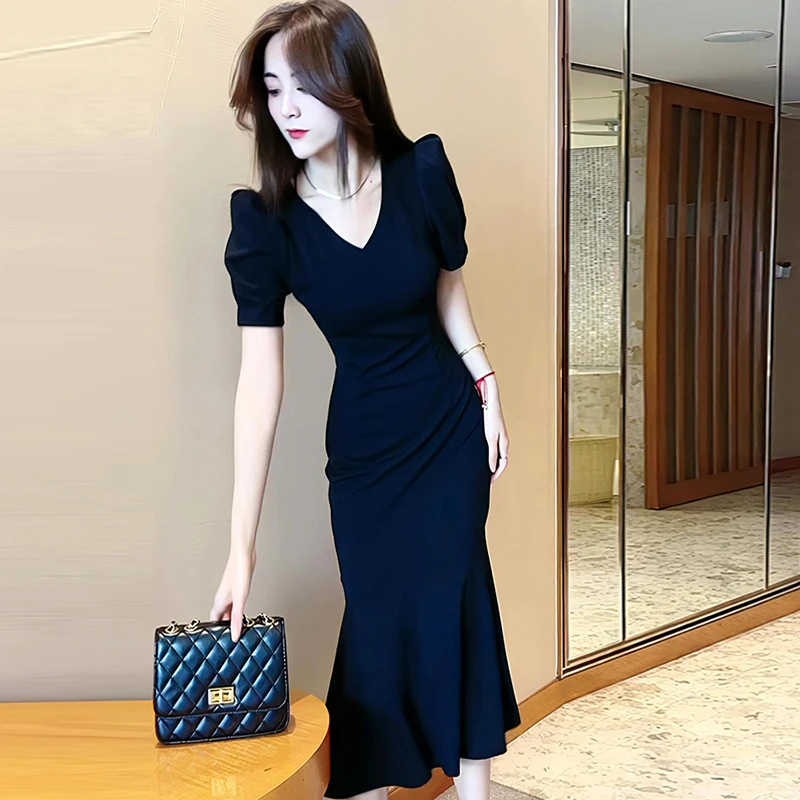 TW鱼尾连衣裙女神2024设计感小众气质收腰小香风别致包臀裙子1167