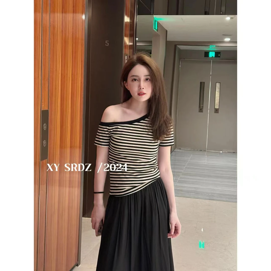 圆领条纹T 小允姐姐2024新款时尚高级百搭圆领条纹T恤上衣