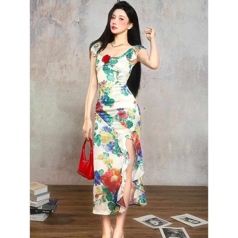 芭比姨法式吊带连衣裙女夏季新款u型领沙滩度假风御姐小飞袖长裙