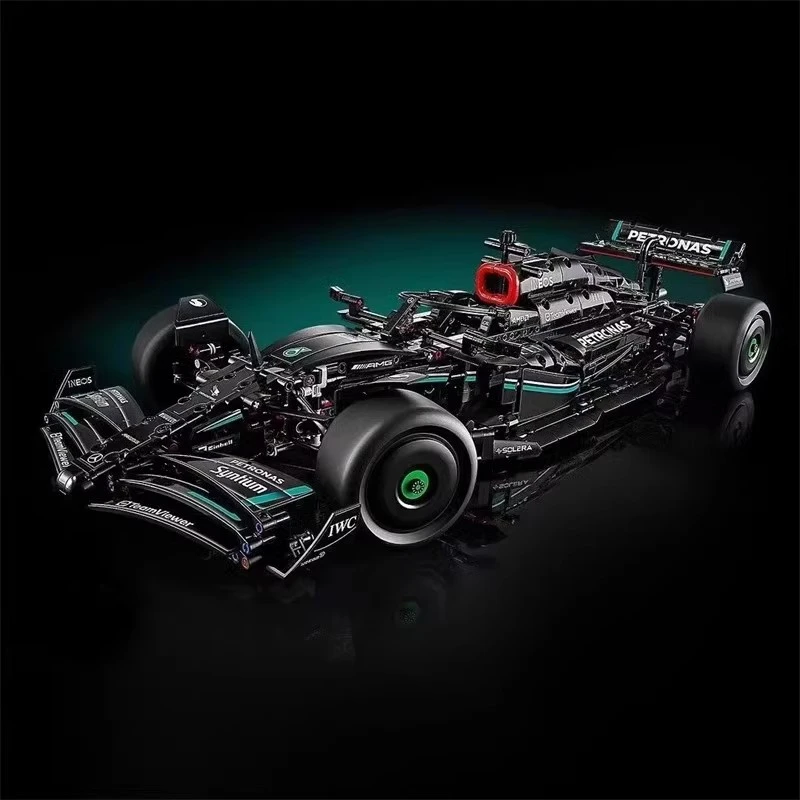 1：8科技机械组系列梅赛德斯奔驰F1赛车AMG方程式大积木男孩