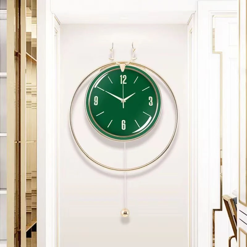 简约北欧风挂钟客厅家用时尚挂表卧室静音挂墙时钟轻奢创意石英钟