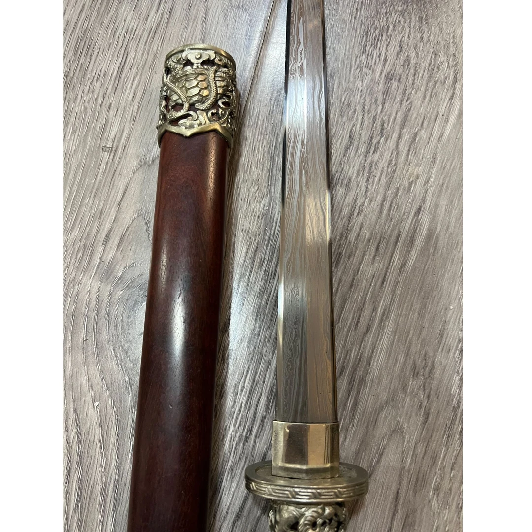 小叶紫檀白铜装陨铁剑小龙渊