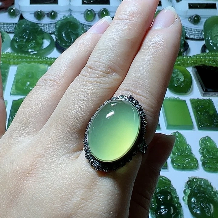 蛇纹石玉手把件未镶嵌