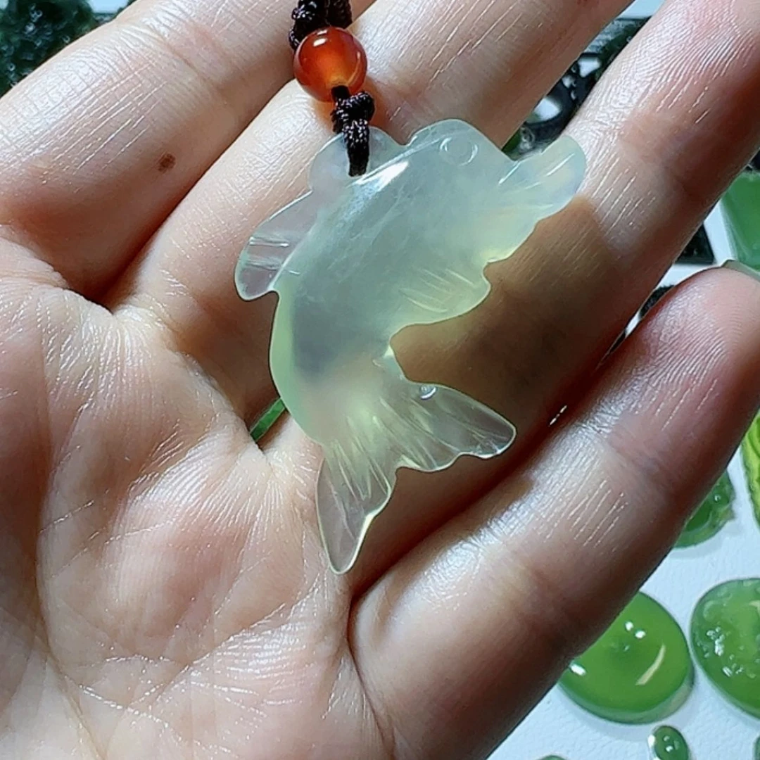【闪购商品】蛇纹石玉颈饰未镶嵌