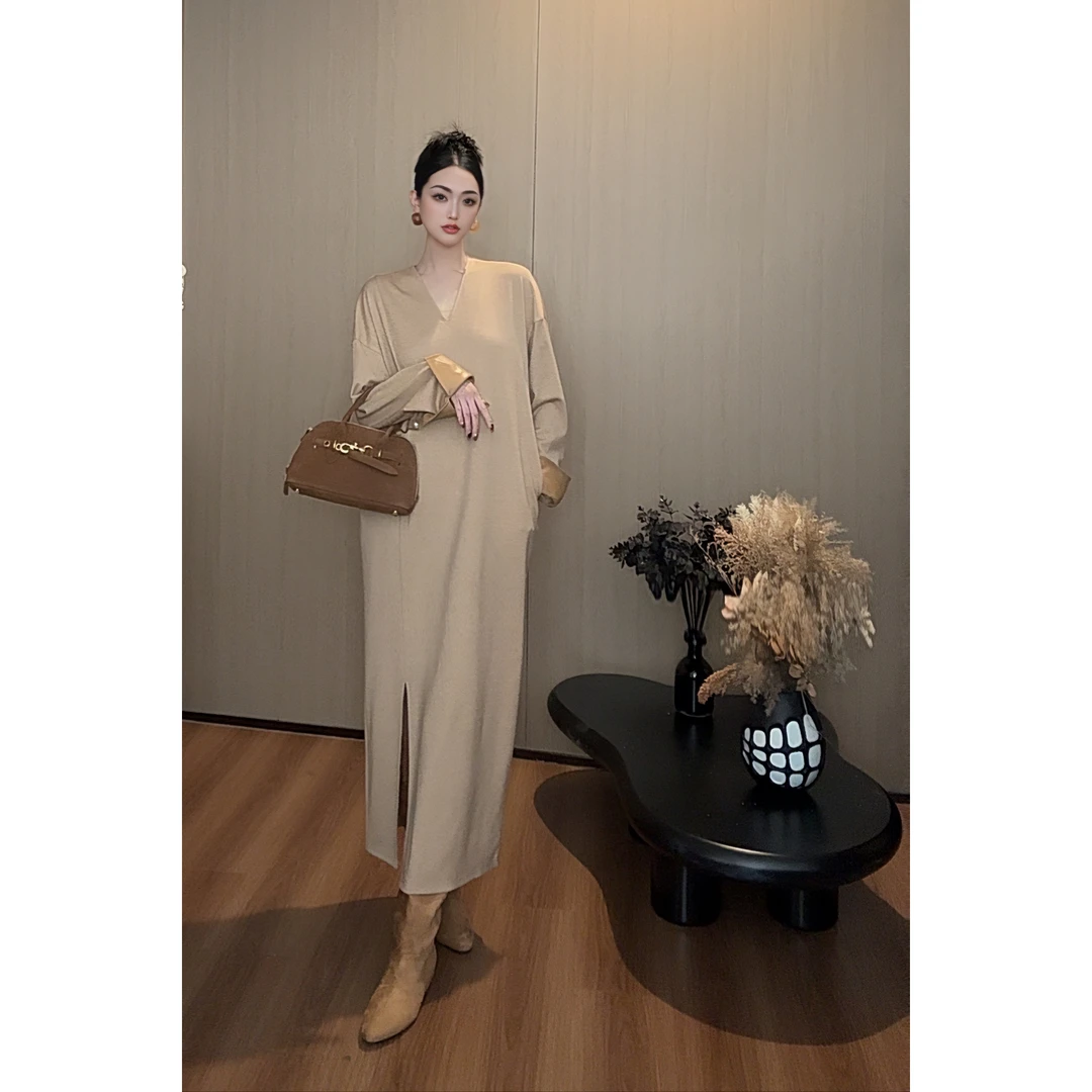 紫紫   持续经典  春秋冬三季可穿定制皮扣连衣裙ZC09LZYL640