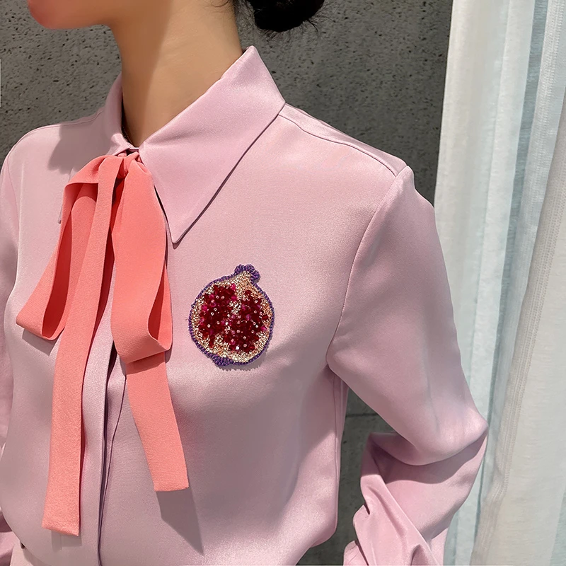 望顶繁花，如水似流 M2080重工钉珠气质紫色衬衣衣长65 款号QS9709