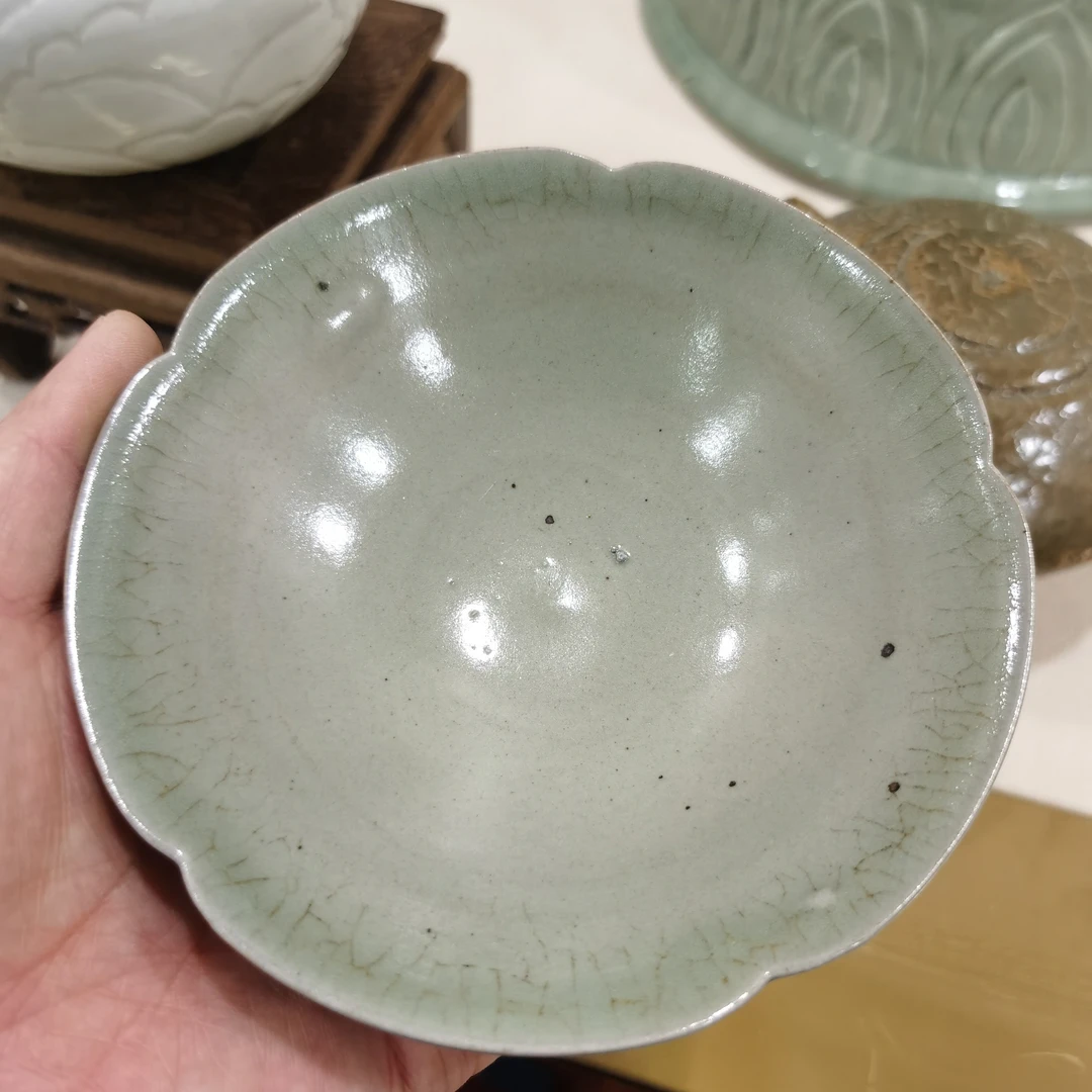 仿北宋耀州窑青釉花口盏