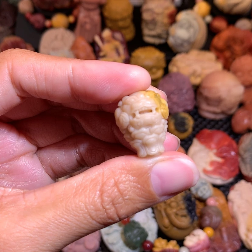 【闪购商品】石英质玉手链未镶嵌