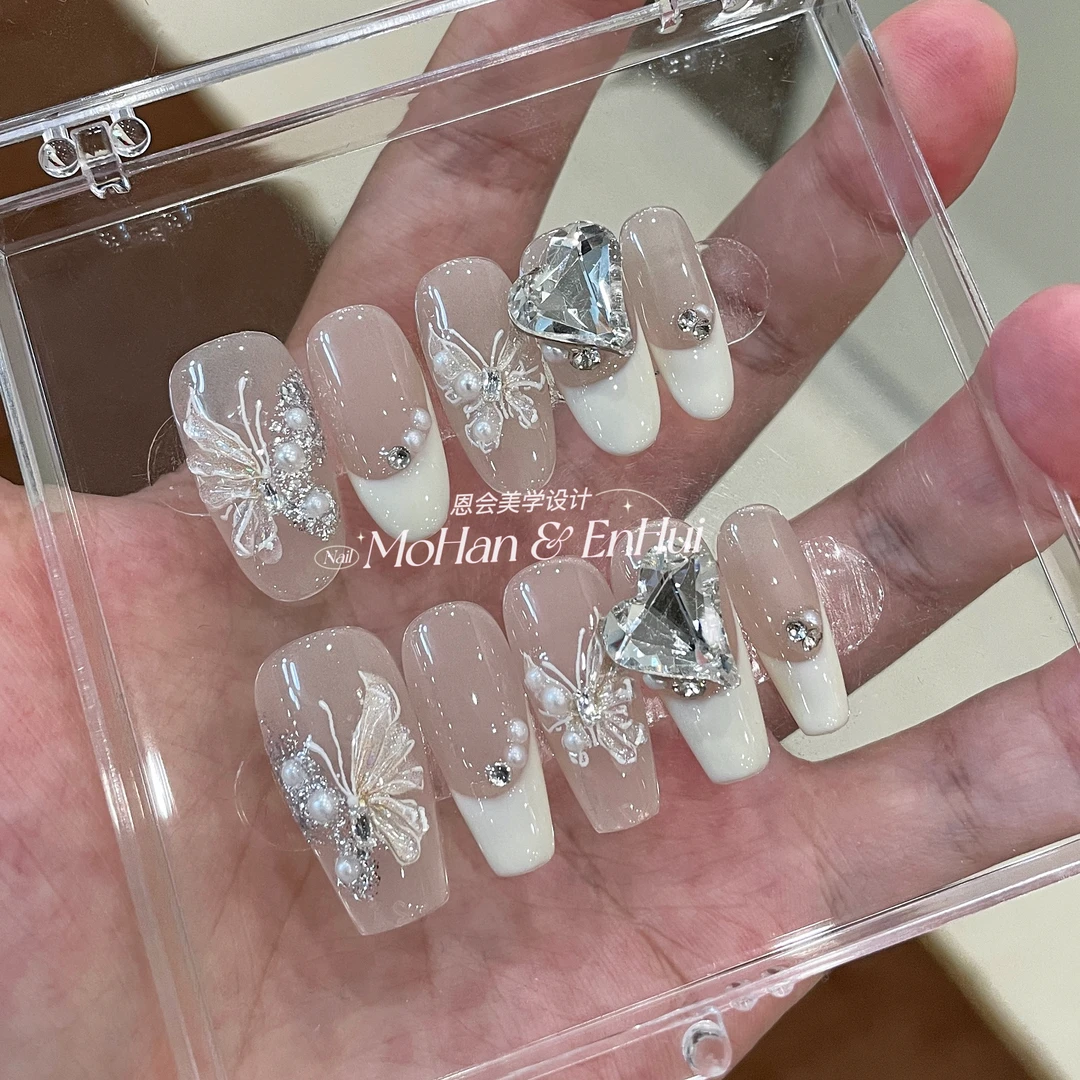【浅浅清茉】爱心浪漫法式渐变美甲贴钻手穿戴甲简约指甲贴中长款