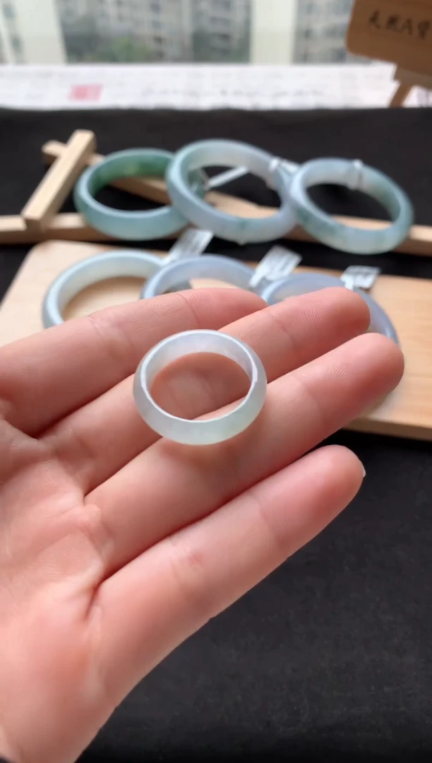 【闪购商品】翡翠戒指未镶嵌内圈19