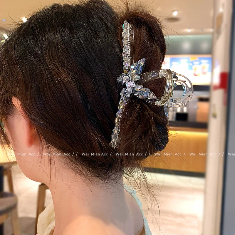 思朵高端时尚蝴蝶大号抓夹女精致百搭后脑勺盘发夹新款鲨鱼夹头饰