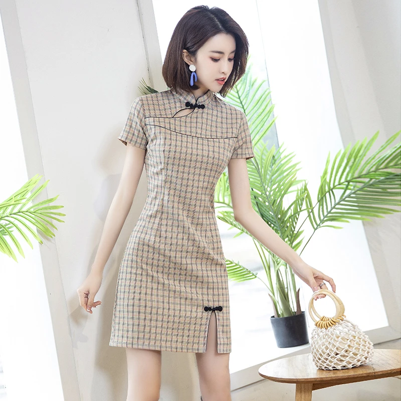 小个子旗袍女2025年新款短款修身少女高端气质高级感改良连衣裙