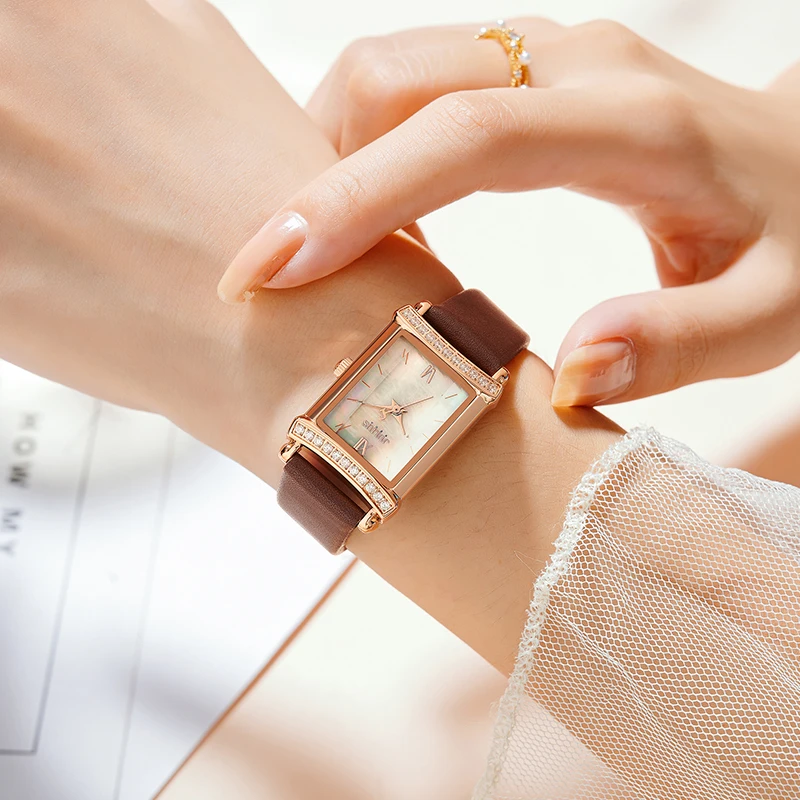 聚利时韩版时尚复古锆石方形优雅珍珠贝女表防水手表气质百搭1366