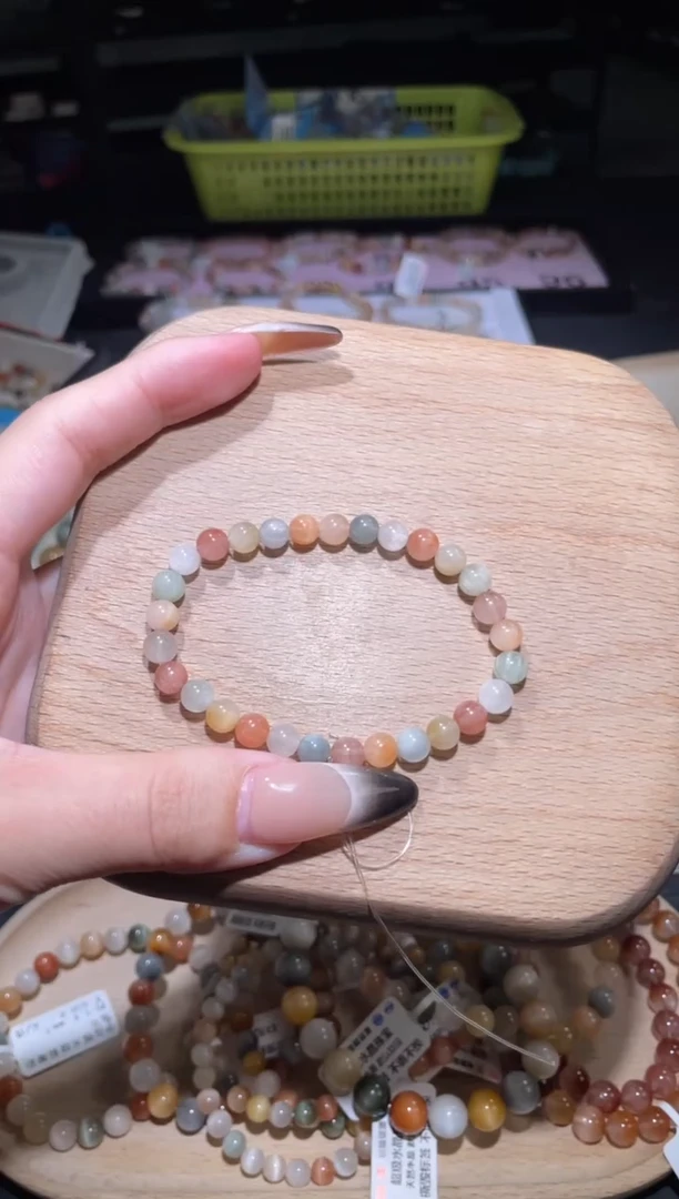 【闪购商品】水晶手链未镶嵌93号多样性发一CC 6mm+