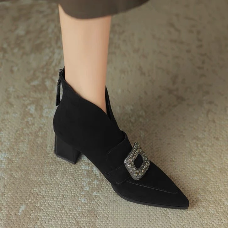 茱茱家5CM粗跟短靴羊皮灰钻气质高跟靴尖头复古时尚秋冬款切尔西