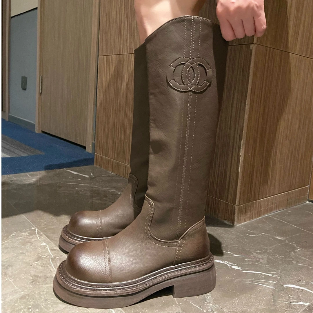 2024欧货新款擦色做旧中筒靴圆头擦色复古V口骑士靴圆头百搭女靴