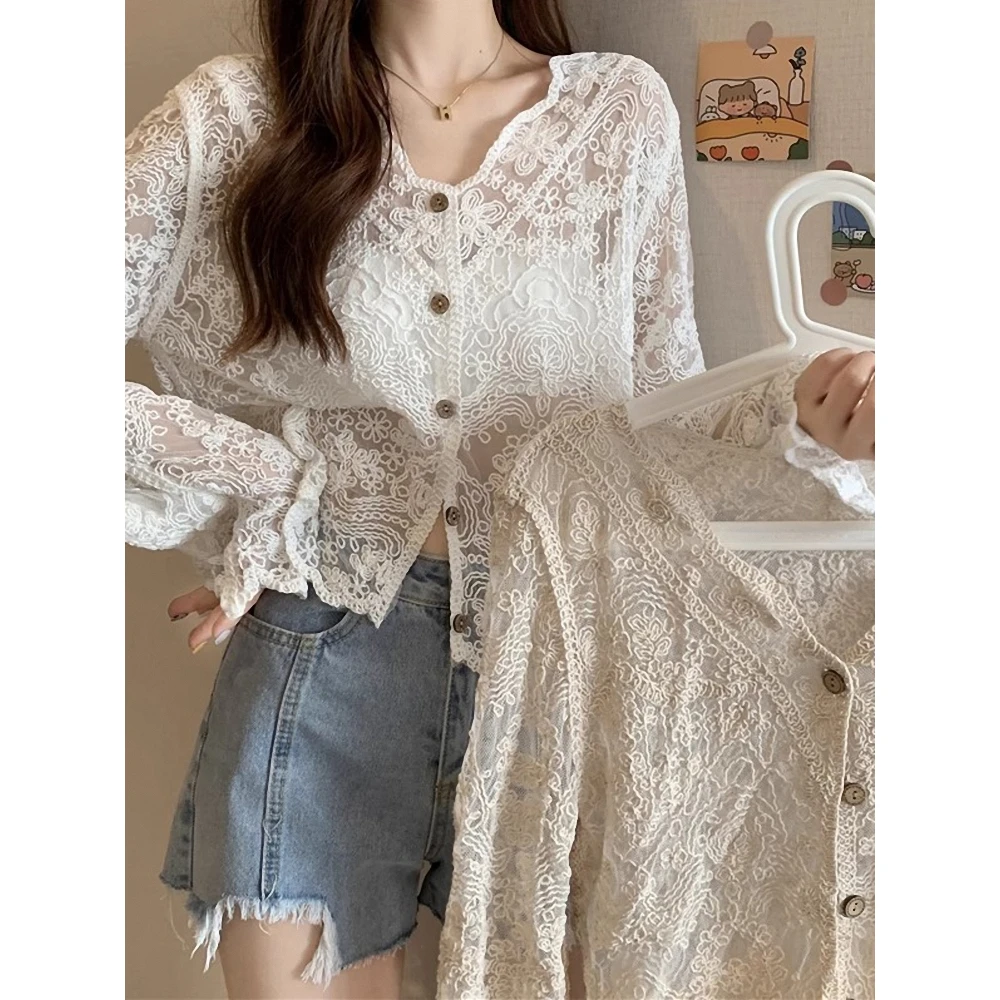 夏季女装批新款发长袖透视薄款外搭小衫V领勾花镂空网纱蕾丝衫潮