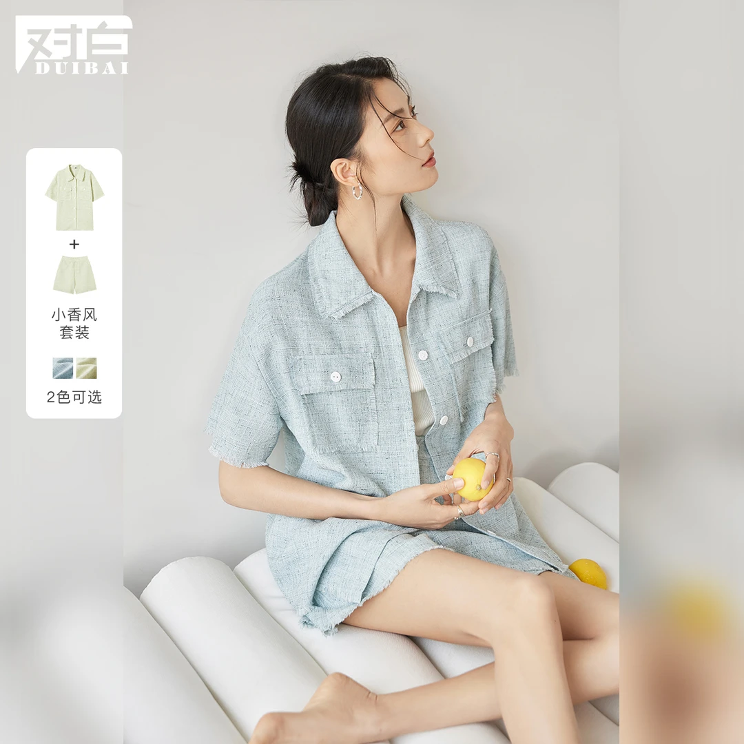 对白优雅小香风气质两件套女2024新款夏季别致设计感宽松短袖套装