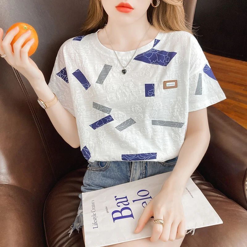 2024年半袖新款白色t恤女士短袖圆领宽松洋气时尚百搭上衣ins潮流