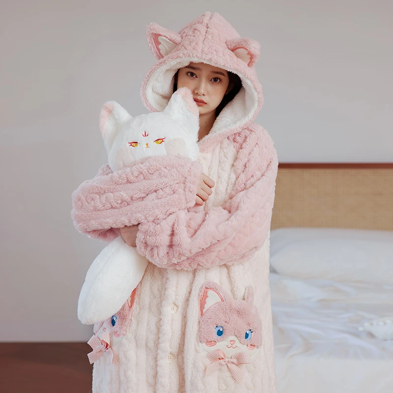 萌化心心 保暖加厚加长可爱狐狸法兰绒睡袍套装女秋冬珊瑚绒睡衣