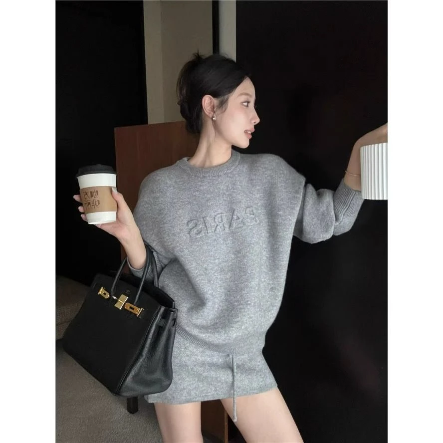 穿搭休闲套装字母压印套头毛衣女秋冬新款辣妹针织包臀短裙两件套