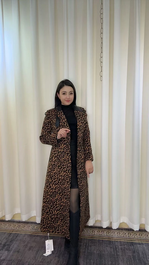 秋冬加绒加厚豹纹翻领大衣气质显瘦大码外套包邮