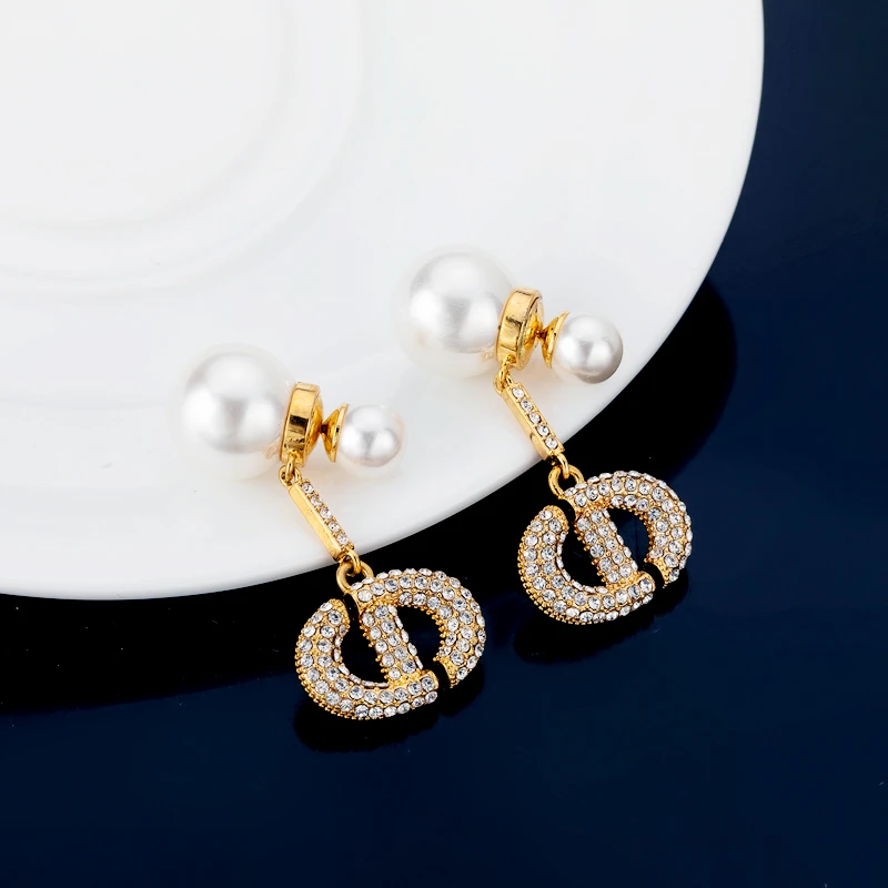 铜合金耳饰 【芳芳宠粉】气质CD字母珠珠耳环