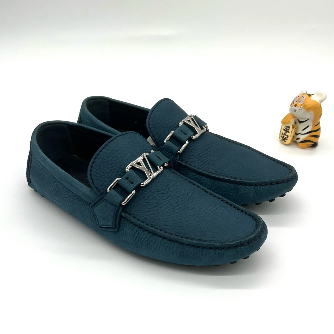 99新 LouisVuitton/路易威登 青色皮面豆豆鞋银色马衔扣98新 39码