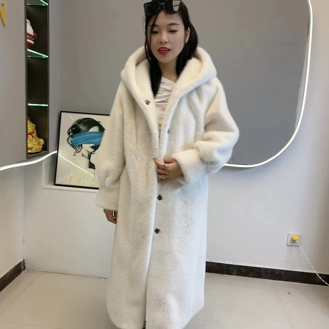 女士2024新款长款大衣加厚欧貂绒长款过膝泰迪熊连帽款外套