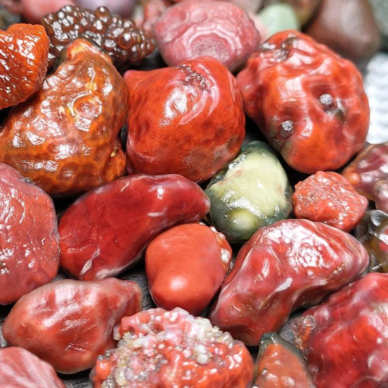 阿拉善戈壁奇石彩石