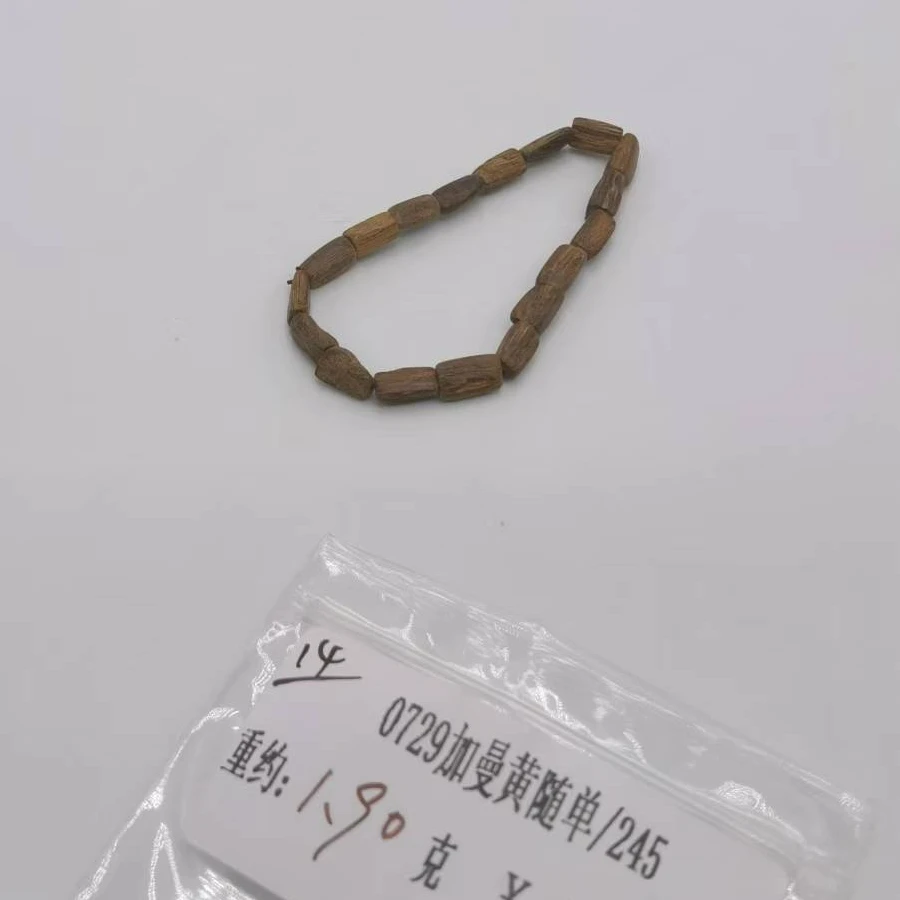 重约1.90克   0729加曼黄随单/245 （单） 天然木艺