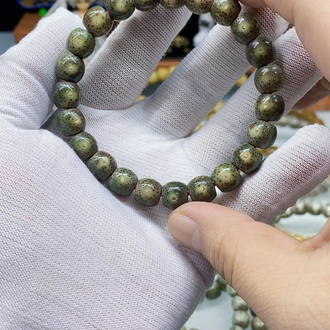 【闪购商品】星月菩提吊坠烟**岫