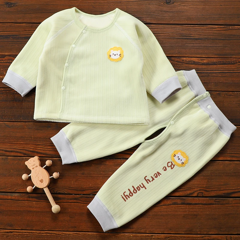 婴儿加绒内衣套装新生儿秋冬打底睡衣分体两件套宝宝保暖秋衣秋裤