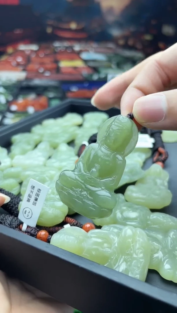 【闪购商品】和田玉观音未镶嵌（多样性发一）