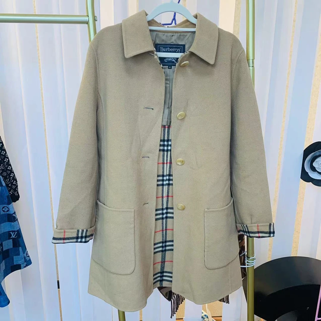 潮奢 巴宝莉 大衣 40码 /yy01816