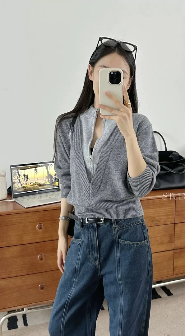 YUNAQIU100%羊毛假两件半拉链拼色毛衣针织衫秋冬立领上衣2892