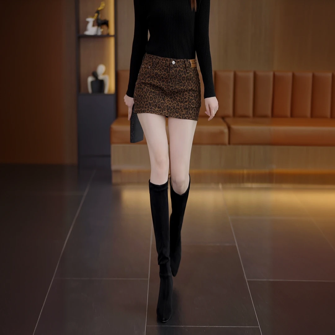 辣妹A字裙春夏秋款时尚小众高腰显瘦短裙潮洋气豹纹牛仔半身裙女