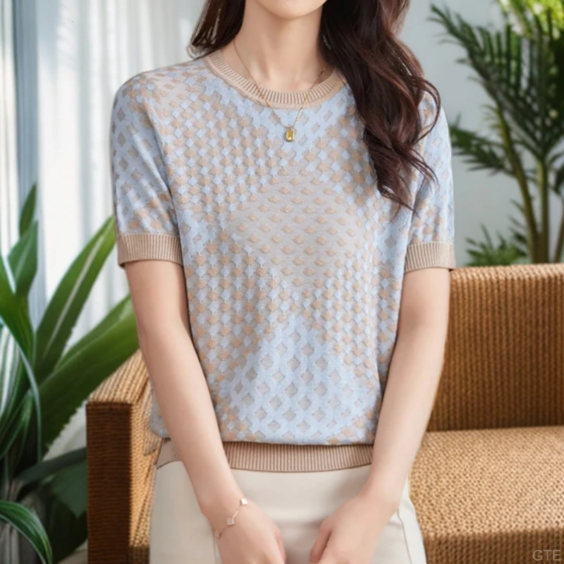 2024新款休闲舒适圆领套头上衣女夏季遮肉透气百搭气质针织衫春上