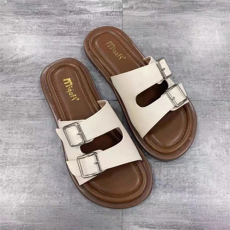 2025夏季新款韩版平底凉拖鞋女外穿一字外出软底复古女士大码凉鞋