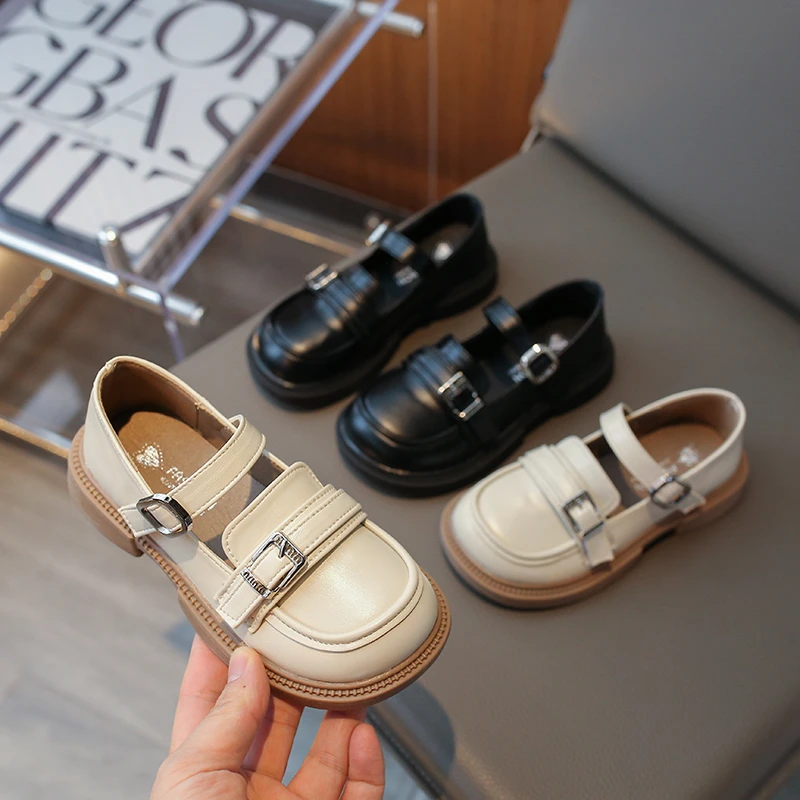 26-363女童小皮鞋2024春款新款洋气女孩软底公主鞋黑色单鞋儿童鞋